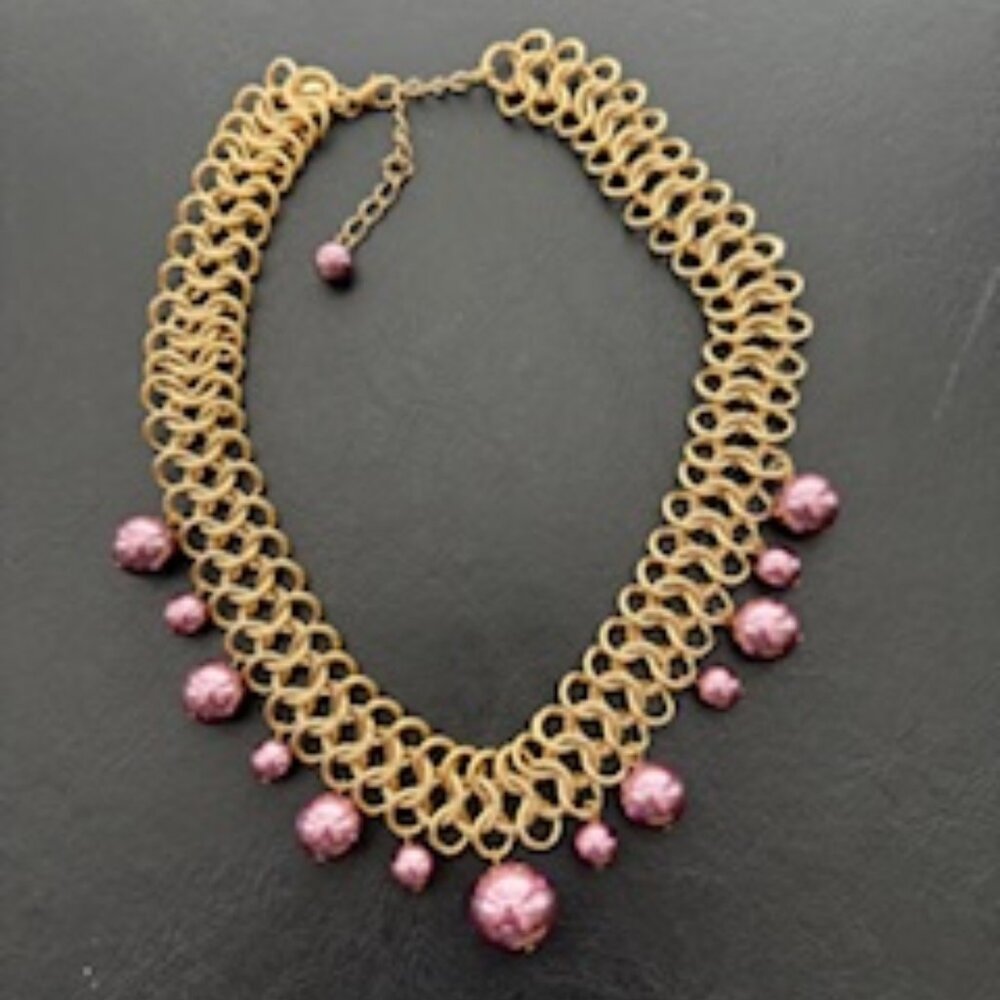 Beautiful Kenneth Jay Lane necklace-Filagree chain-Faux lavender pearls